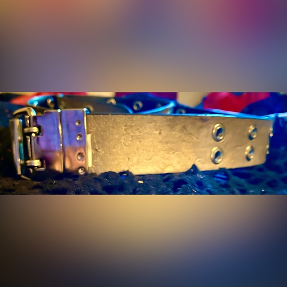 Reversible Black & Silver Leather Belt, with Turning Buckle 🩶🖤 - Picture 11 of 15